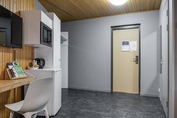 Фото номера Двухместный номер с 1 кроватью или 2 отдельными кроватями Отель Place to Sleep Hotel Liminka г. Liminka 26