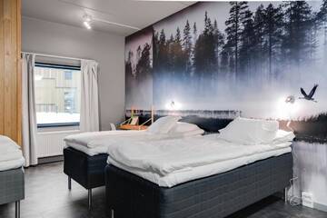 Фото номера Трехместный номер Отель Place to Sleep Hotel Liminka г. Liminka 3